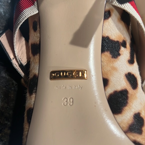 Gucci Womens Buckle Close Pointed Toe Leopard Print Beige Classic Pumps Size 39 - Picture 7 of 8